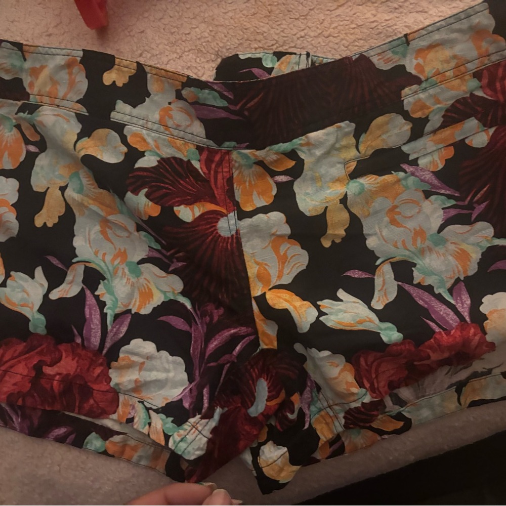 Rachel Comey Floral Black Shorts.     They are a size 8 but fit a size 4/6 bette